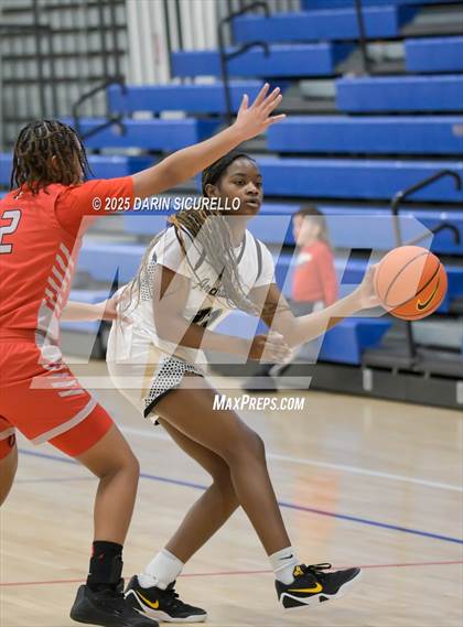 Thumbnail 3 in Archbishop Mitty vs. Homewood-Flossmoor (Nike Tournament of Champions) photogallery.