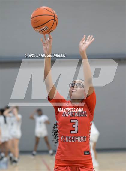 Thumbnail 2 in Archbishop Mitty vs. Homewood-Flossmoor (Nike Tournament of Champions) photogallery.