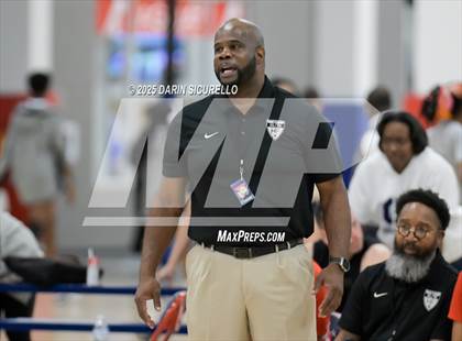 Thumbnail 2 in Archbishop Mitty vs. Homewood-Flossmoor (Nike Tournament of Champions) photogallery.