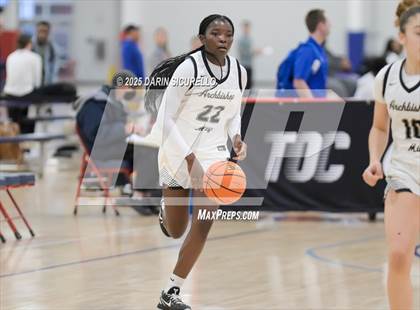 Thumbnail 2 in Archbishop Mitty vs. Homewood-Flossmoor (Nike Tournament of Champions) photogallery.