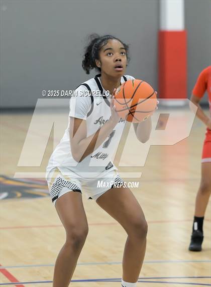 Thumbnail 1 in Archbishop Mitty vs. Homewood-Flossmoor (Nike Tournament of Champions) photogallery.