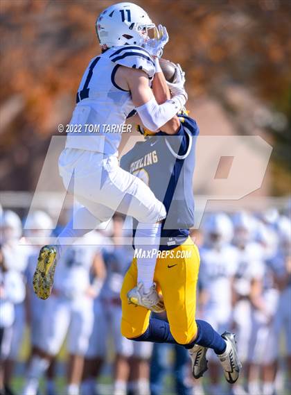 Thumbnail 1 in Saint Viator @ Sterling (IHSA 5A Round 1 Playoff) photogallery.