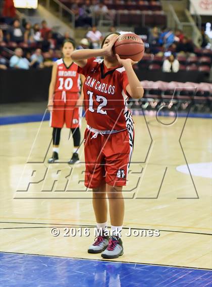 Thumbnail 2 in San Carlos vs. Valley (AIA D5 Semifinal) photogallery.