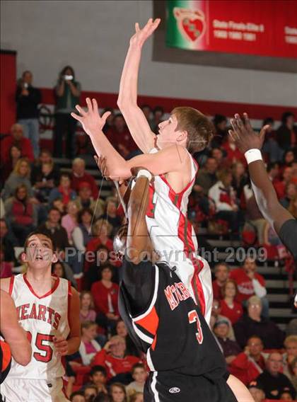 Thumbnail 3 in Effingham vs. Mt. Vernon photogallery.
