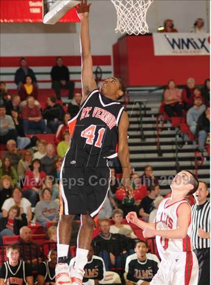 Thumbnail 3 in Effingham vs. Mt. Vernon photogallery.