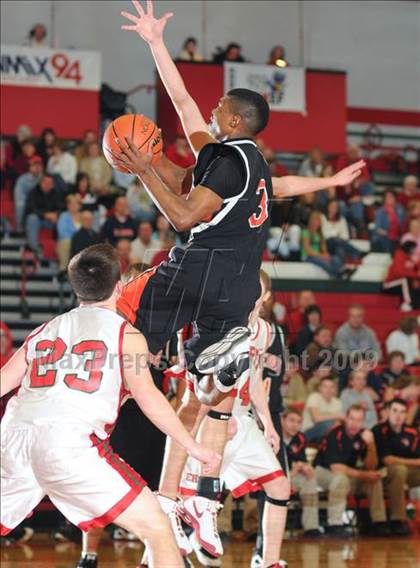 Thumbnail 2 in Effingham vs. Mt. Vernon photogallery.