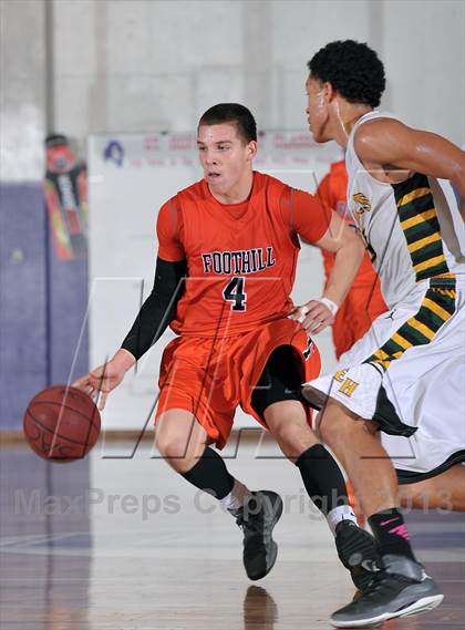 Thumbnail 2 in Foothill vs. Eisenhower (St. Hope Elite Classic) photogallery.