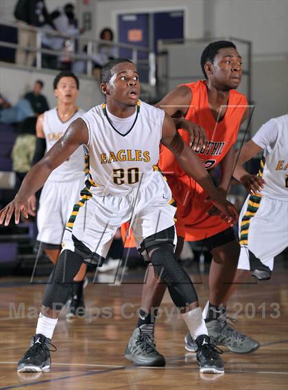 Thumbnail 1 in Foothill vs. Eisenhower (St. Hope Elite Classic) photogallery.