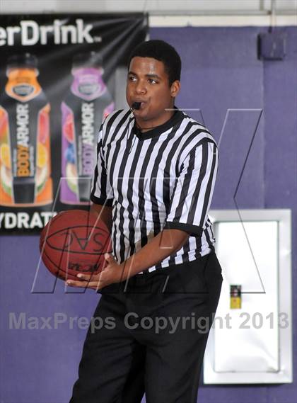 Thumbnail 2 in Foothill vs. Eisenhower (St. Hope Elite Classic) photogallery.