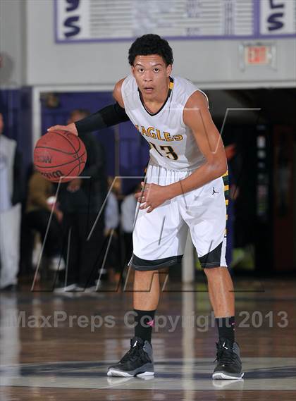 Thumbnail 3 in Foothill vs. Eisenhower (St. Hope Elite Classic) photogallery.