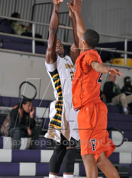 Thumbnail 3 in Foothill vs. Eisenhower (St. Hope Elite Classic) photogallery.