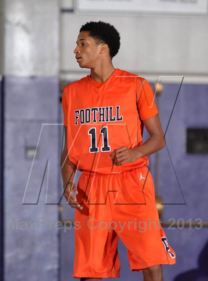 Thumbnail 1 in Foothill vs. Eisenhower (St. Hope Elite Classic) photogallery.