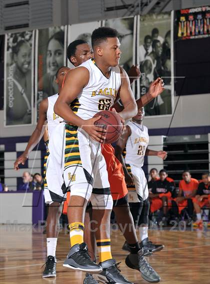 Thumbnail 1 in Foothill vs. Eisenhower (St. Hope Elite Classic) photogallery.