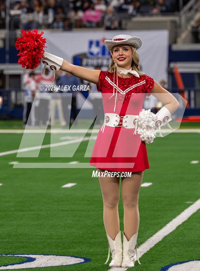 West Orange-Stark vs. Carthage (UIL 4A D1 Football Final)