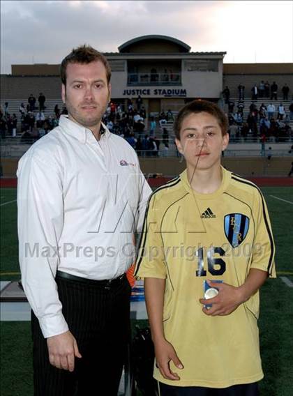 Thumbnail 2 in Bullard vs. El Camino Real (CIF D1 SoCal Regional Final) photogallery.
