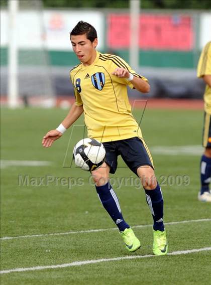Thumbnail 1 in Bullard vs. El Camino Real (CIF D1 SoCal Regional Final) photogallery.