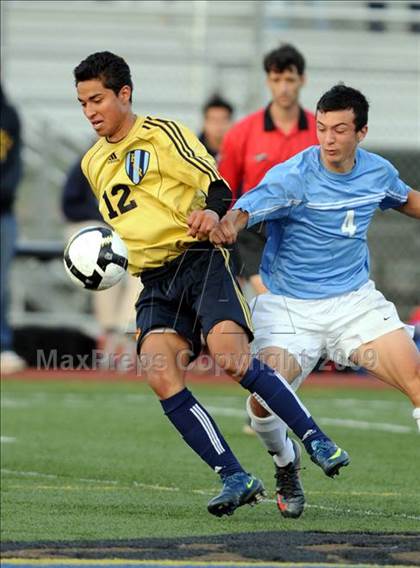 Thumbnail 1 in Bullard vs. El Camino Real (CIF D1 SoCal Regional Final) photogallery.