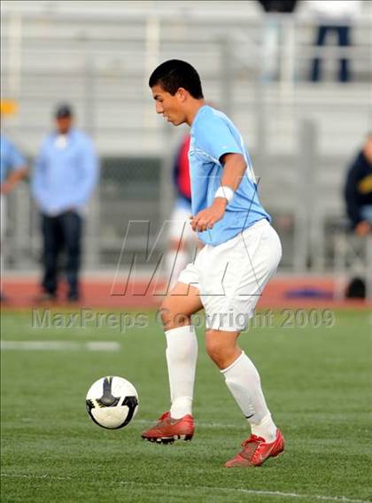 Thumbnail 1 in Bullard vs. El Camino Real (CIF D1 SoCal Regional Final) photogallery.