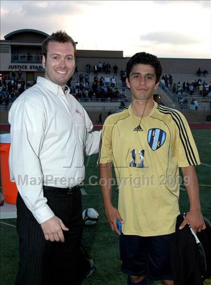 Thumbnail 3 in Bullard vs. El Camino Real (CIF D1 SoCal Regional Final) photogallery.