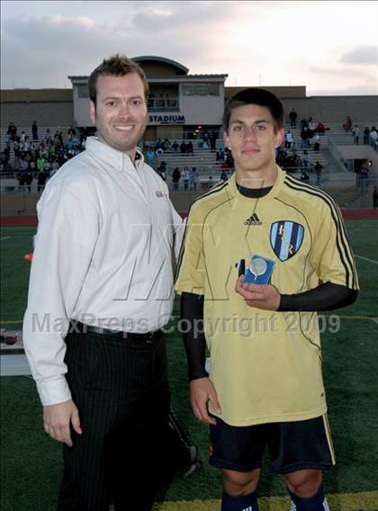 Thumbnail 2 in Bullard vs. El Camino Real (CIF D1 SoCal Regional Final) photogallery.