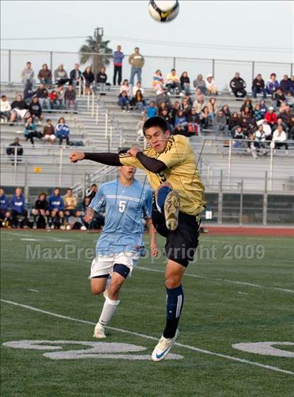 Thumbnail 2 in Bullard vs. El Camino Real (CIF D1 SoCal Regional Final) photogallery.