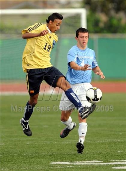 Thumbnail 3 in Bullard vs. El Camino Real (CIF D1 SoCal Regional Final) photogallery.