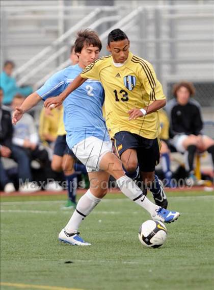 Thumbnail 1 in Bullard vs. El Camino Real (CIF D1 SoCal Regional Final) photogallery.