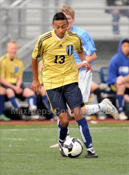 Thumbnail 3 in Bullard vs. El Camino Real (CIF D1 SoCal Regional Final) photogallery.