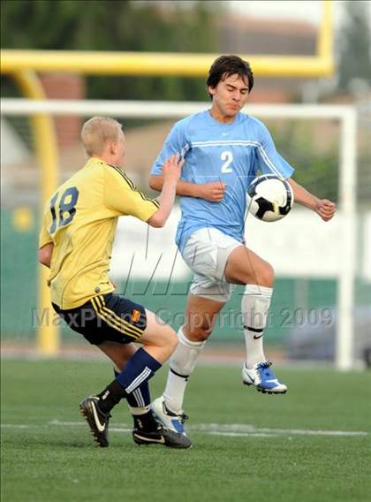 Thumbnail 2 in Bullard vs. El Camino Real (CIF D1 SoCal Regional Final) photogallery.