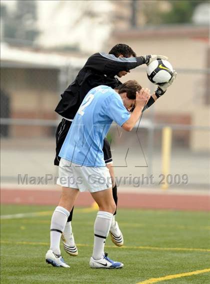 Thumbnail 2 in Bullard vs. El Camino Real (CIF D1 SoCal Regional Final) photogallery.