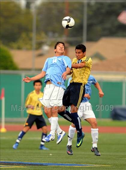 Thumbnail 1 in Bullard vs. El Camino Real (CIF D1 SoCal Regional Final) photogallery.