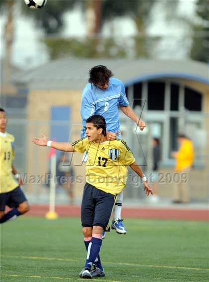 Thumbnail 2 in Bullard vs. El Camino Real (CIF D1 SoCal Regional Final) photogallery.