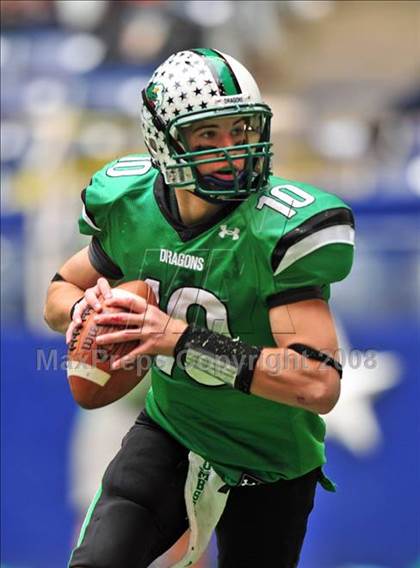 Thumbnail 2 in Cedar Hill vs. Carroll (Texas 5A D2 Region 1 Area Playoff) photogallery.