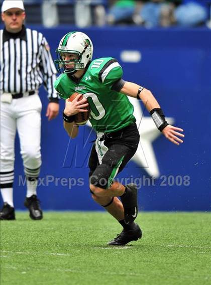 Thumbnail 2 in Cedar Hill vs. Carroll (Texas 5A D2 Region 1 Area Playoff) photogallery.