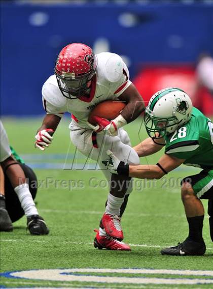 Thumbnail 2 in Cedar Hill vs. Carroll (Texas 5A D2 Region 1 Area Playoff) photogallery.