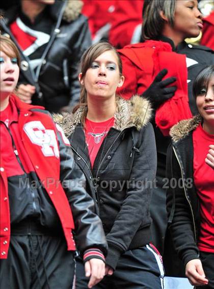 Thumbnail 3 in Cedar Hill vs. Carroll (Texas 5A D2 Region 1 Area Playoff) photogallery.