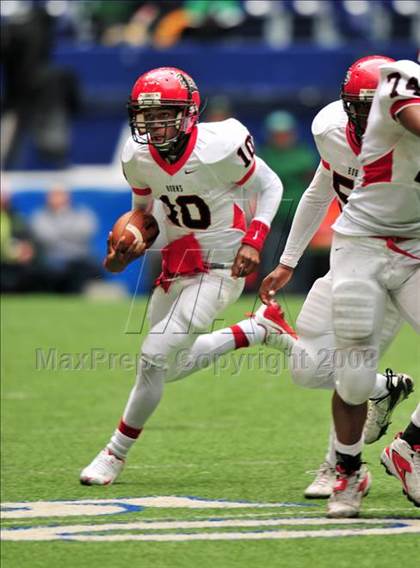 Thumbnail 3 in Cedar Hill vs. Carroll (Texas 5A D2 Region 1 Area Playoff) photogallery.