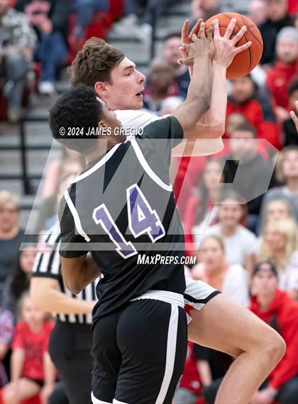 Thumbnail 2 in Moon Area vs. Obama Academy of International Studies (PIAA 5A Round 1) photogallery.