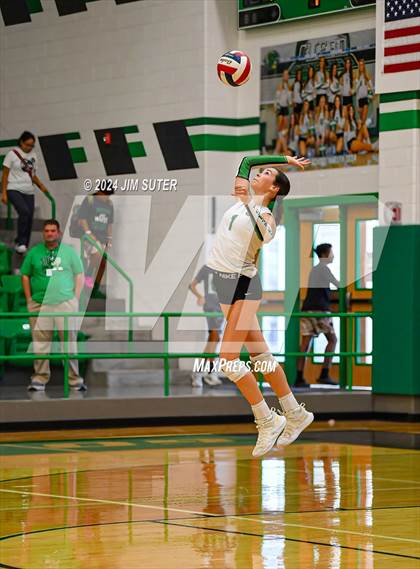 Thumbnail 1 in Cuero vs Goliad photogallery.