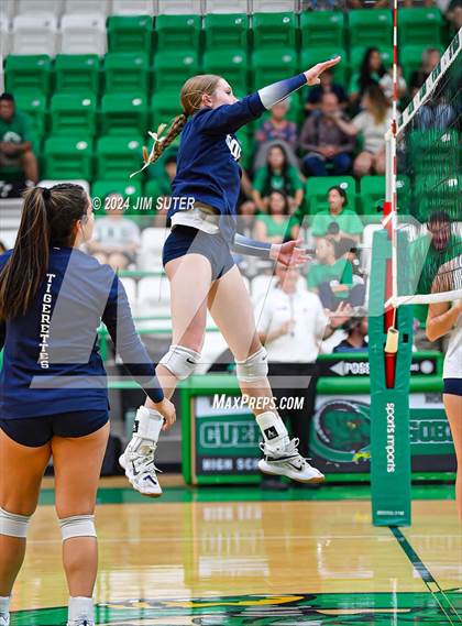 Thumbnail 3 in Cuero vs Goliad photogallery.
