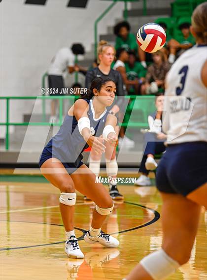 Thumbnail 2 in Cuero vs Goliad photogallery.