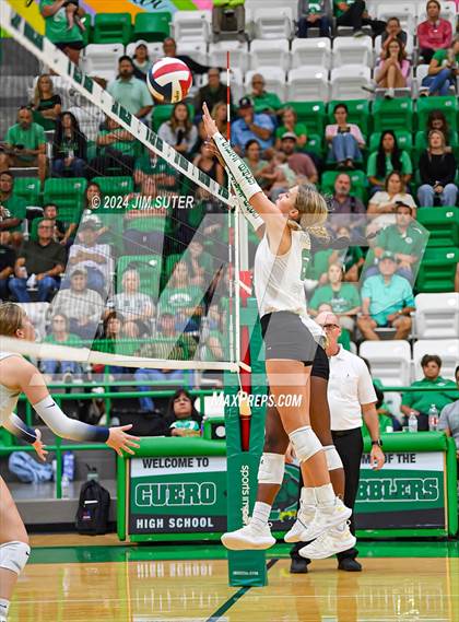 Thumbnail 1 in Cuero vs Goliad photogallery.
