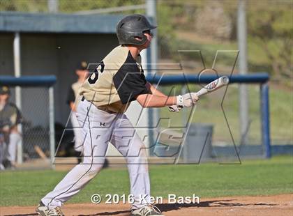 Thumbnail 2 in Oak Park @ Camarillo photogallery.