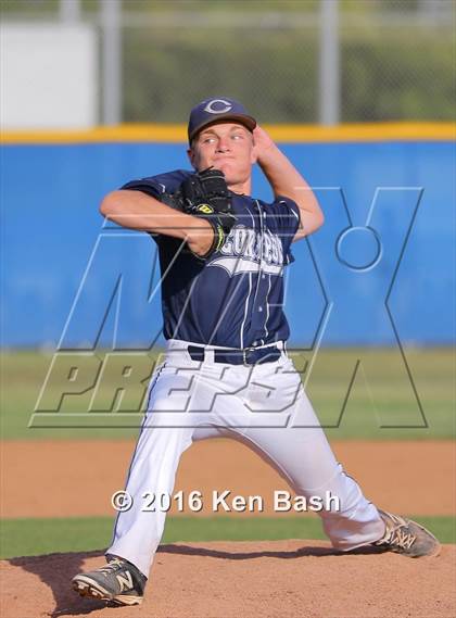 Thumbnail 1 in Oak Park @ Camarillo photogallery.