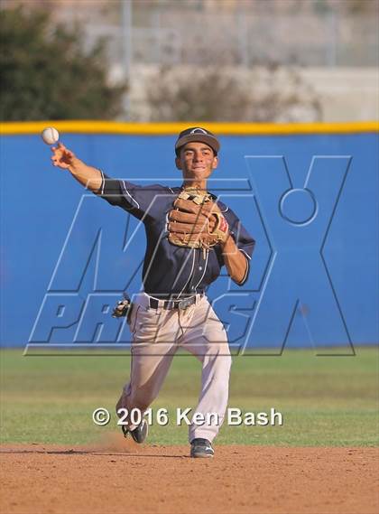 Thumbnail 3 in Oak Park @ Camarillo photogallery.