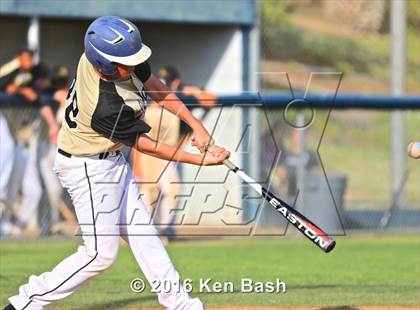 Thumbnail 2 in Oak Park @ Camarillo photogallery.