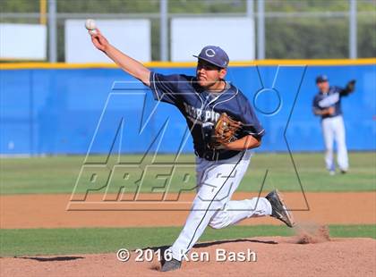 Thumbnail 2 in Oak Park @ Camarillo photogallery.