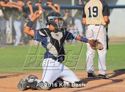 Thumbnail 1 in Oak Park @ Camarillo photogallery.