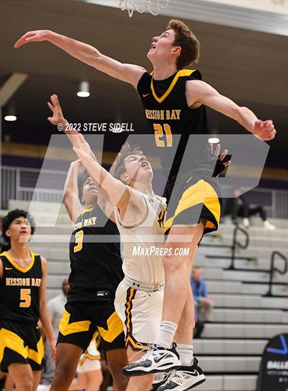 Thumbnail 2 in Mission Bay vs. Archbishop Alter (The Holiday Classic 2022) photogallery.