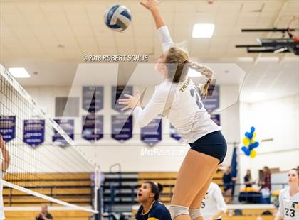 Thumbnail 1 in Del Oro @ Oak Ridge photogallery.
